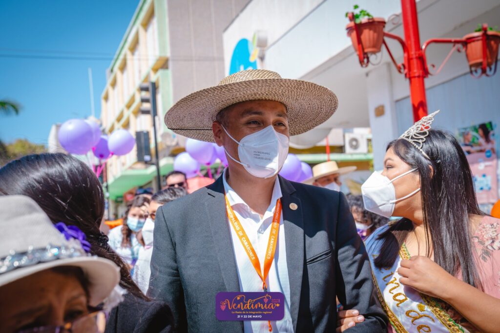 Alcalde dando el vamos a Vendimia 2022